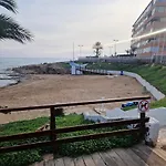 Lolena Calas De