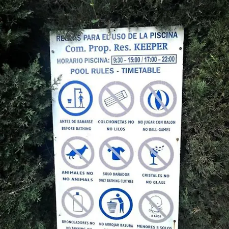 Lolena Calas De *