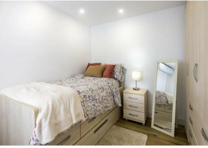 Lolena Calas De * Torrevieja